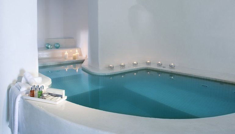 4* Aliko Luxury Suites