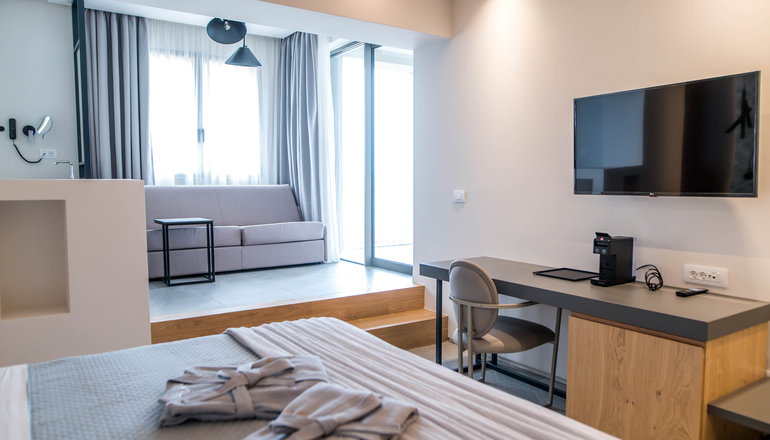 4* Alissachni Seaside Hotel - Μαύρα Λιθάρια, Κόρινθος