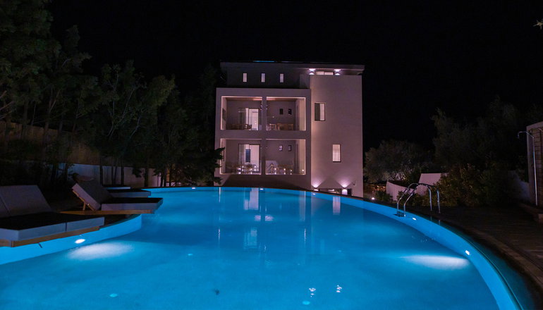 4* Alissachni Seaside Hotel - Μαύρα Λιθάρια, Κόρινθος