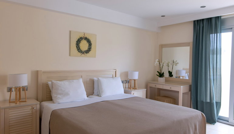 4* Almiriki Chios Rooms & Apartments - Λιθί, Χίος
