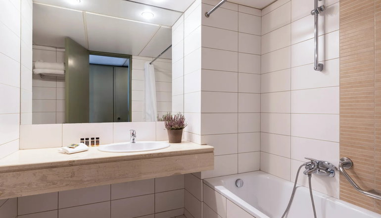 4* Amalia Delphi Hotel