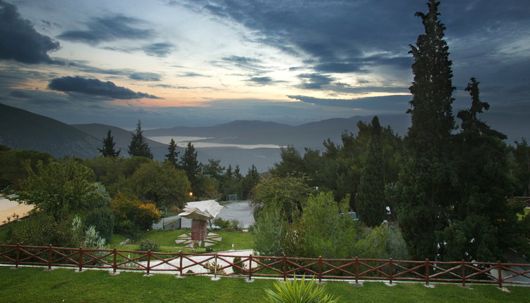 4* Amalia Delphi Hotel