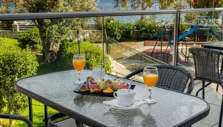 4* Evia Riviera Resort