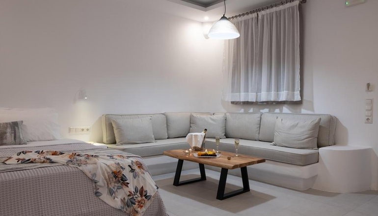 4* Ambience Suites