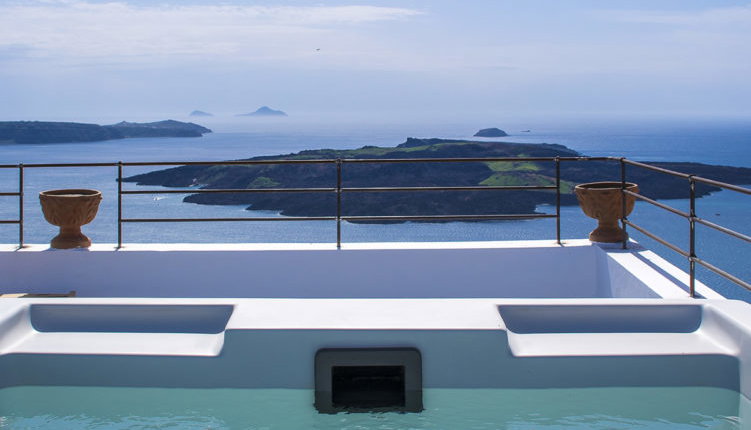 4* Amelot Art Suites