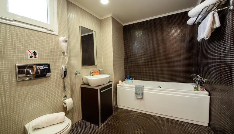 4* Anavadia Hotel