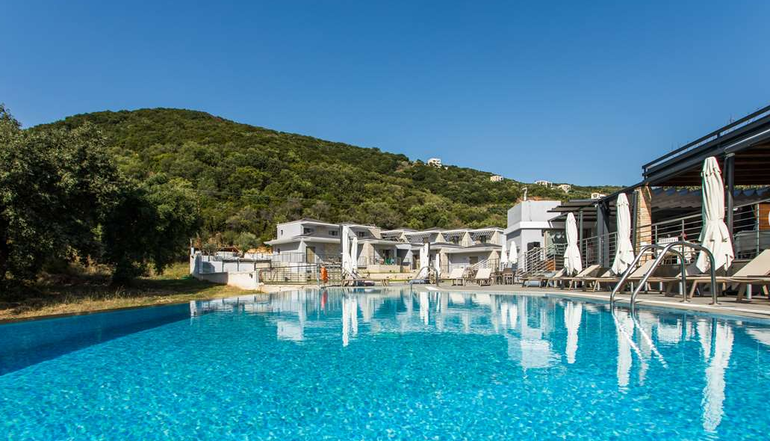 4* Aqua Oliva Resort - Σύβοτα