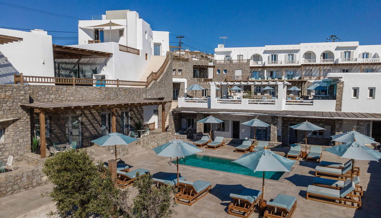 4* Argo Hotel