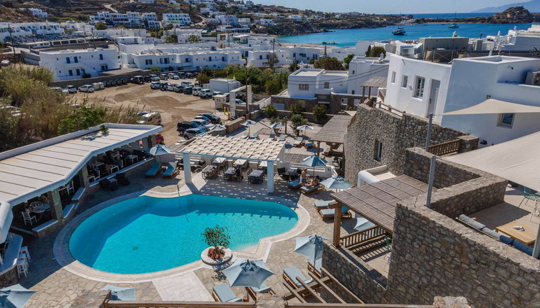 4* Argo Hotel