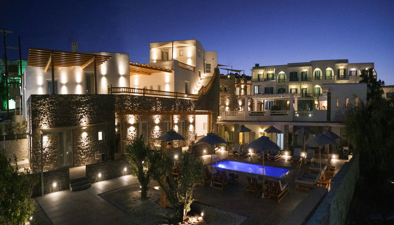 4* Argo Hotel