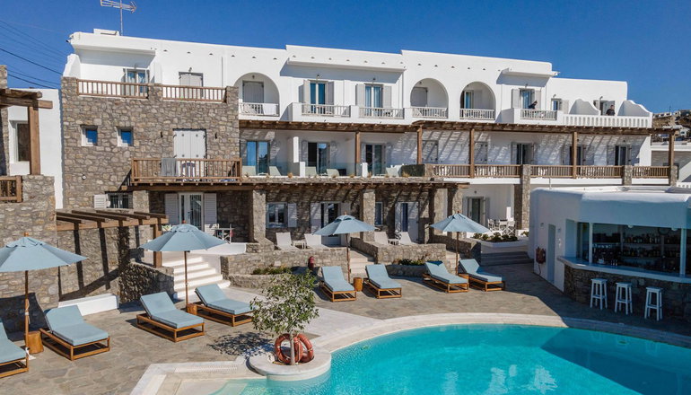 4* Argo Hotel