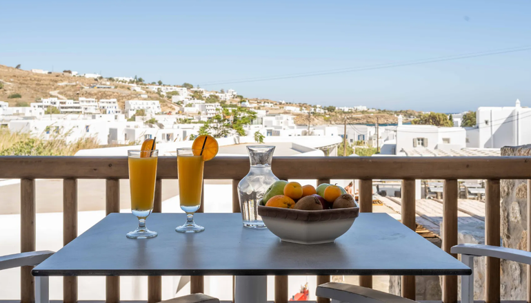 4* Argo Hotel
