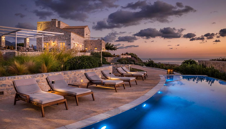 4* Aria Estate Suites & Spa - Μάνη