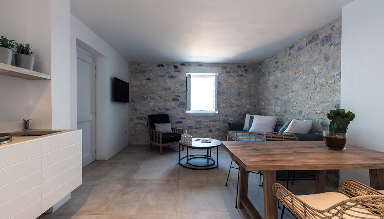 4* Aria Estate Suites & Spa - Μάνη
