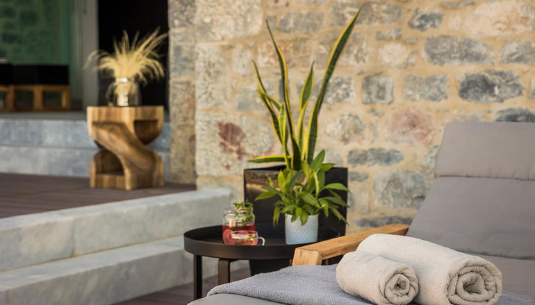 4* Aria Estate Suites & Spa - Μάνη
