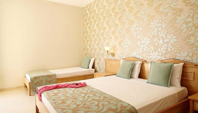 4* Arion Palace Hotel