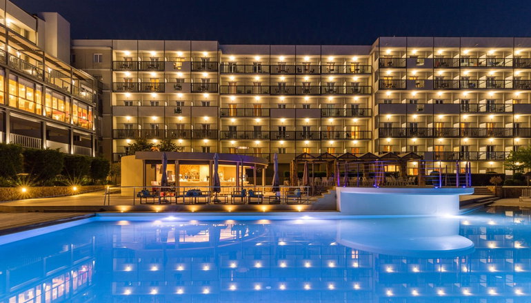 4* Ariti Grand Hotel
