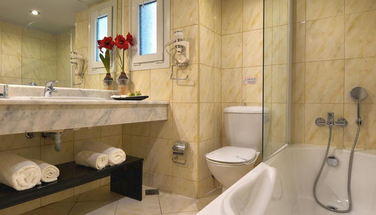 4* Ariti Grand Hotel