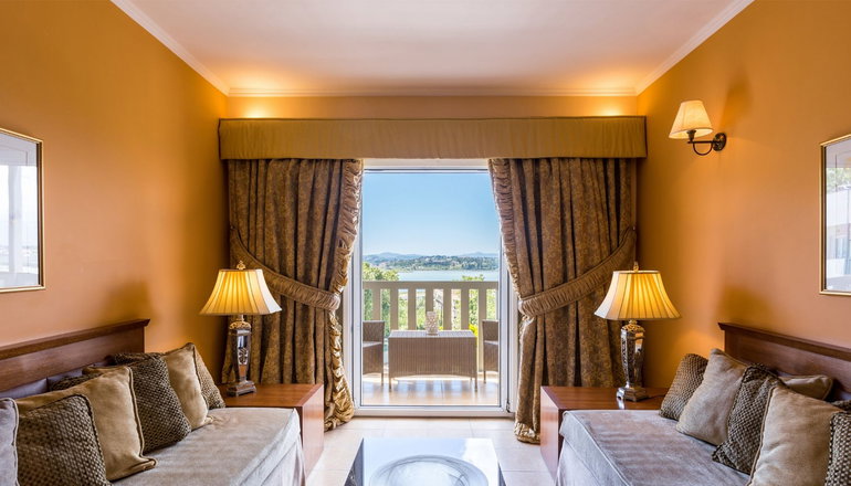 4* Ariti Grand Hotel