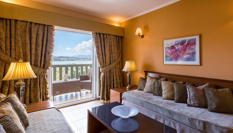 4* Ariti Grand Hotel