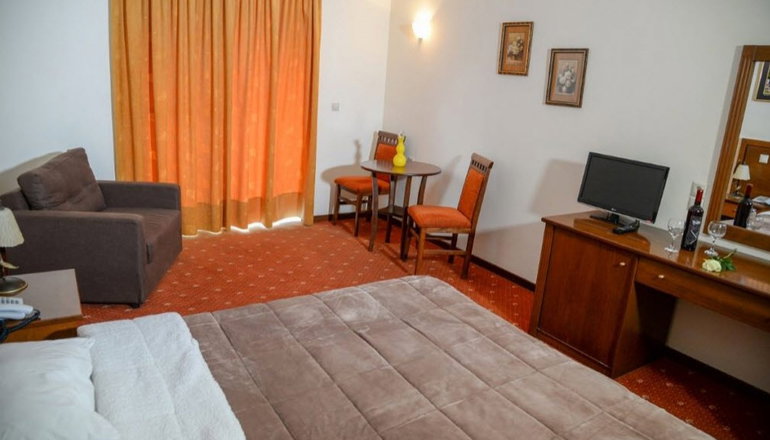 4* Arta Palace Hotel