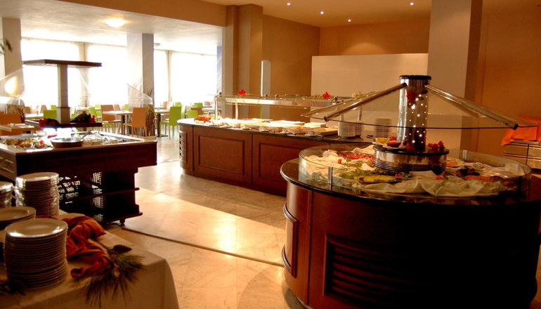 4* Asteras Resort