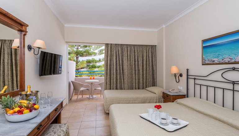 4* Asteras Resort