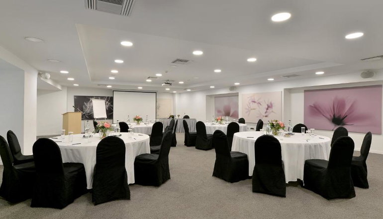 4* Athenaeum Grand hotel