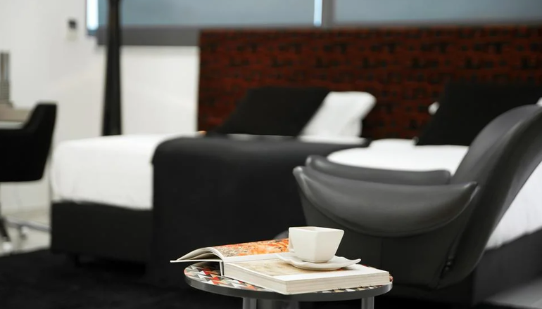 4* Athenaum Smart Hotel