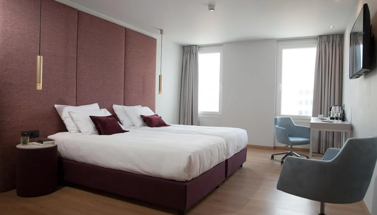 4* Athenaum Smart Hotel