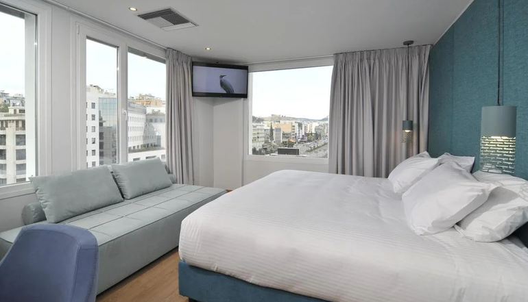 4* Athenaum Smart Hotel