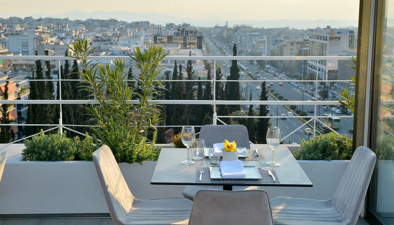 4* Athenaum Smart Hotel