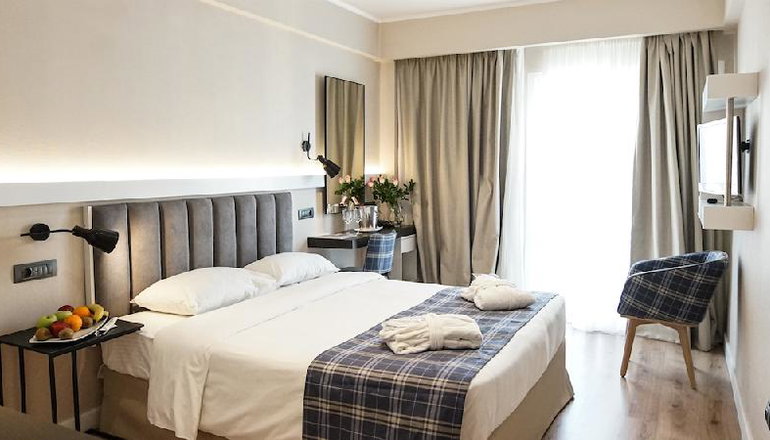 4* Athens Cypria Hotel
