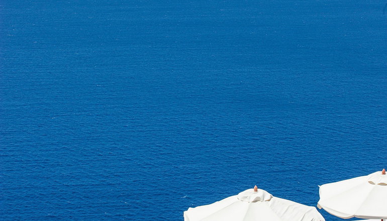 4* Athermi Suites Santorini
