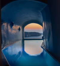 4* Athermi Suites Santorini