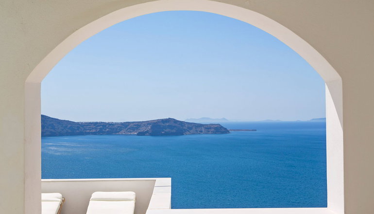 4* Atlantis Hotel Santorini