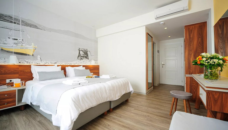 4* Atrium Ambiance Hotel