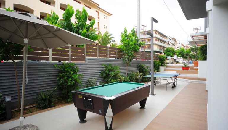 4* Atrium Ambiance Hotel