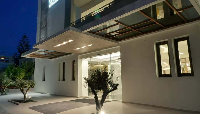 4* Atrium Ambiance Hotel
