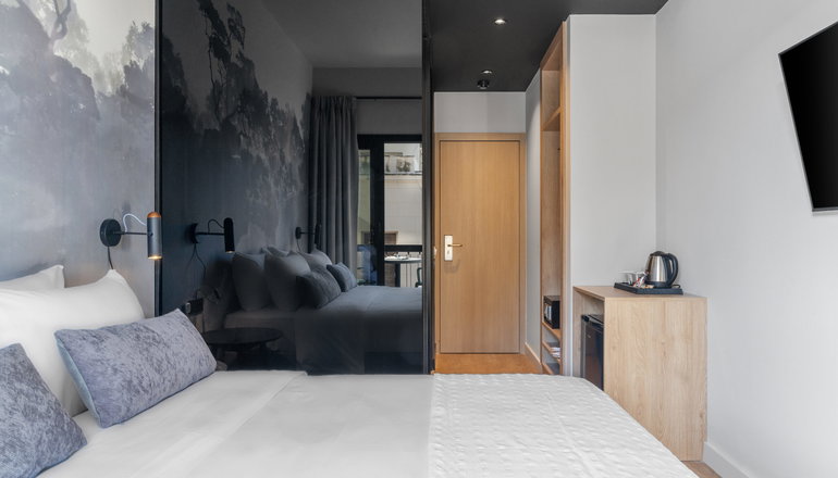 4* Azur Volos - Βόλος