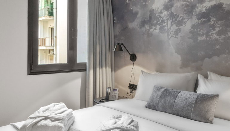 4* Azur Volos - Βόλος