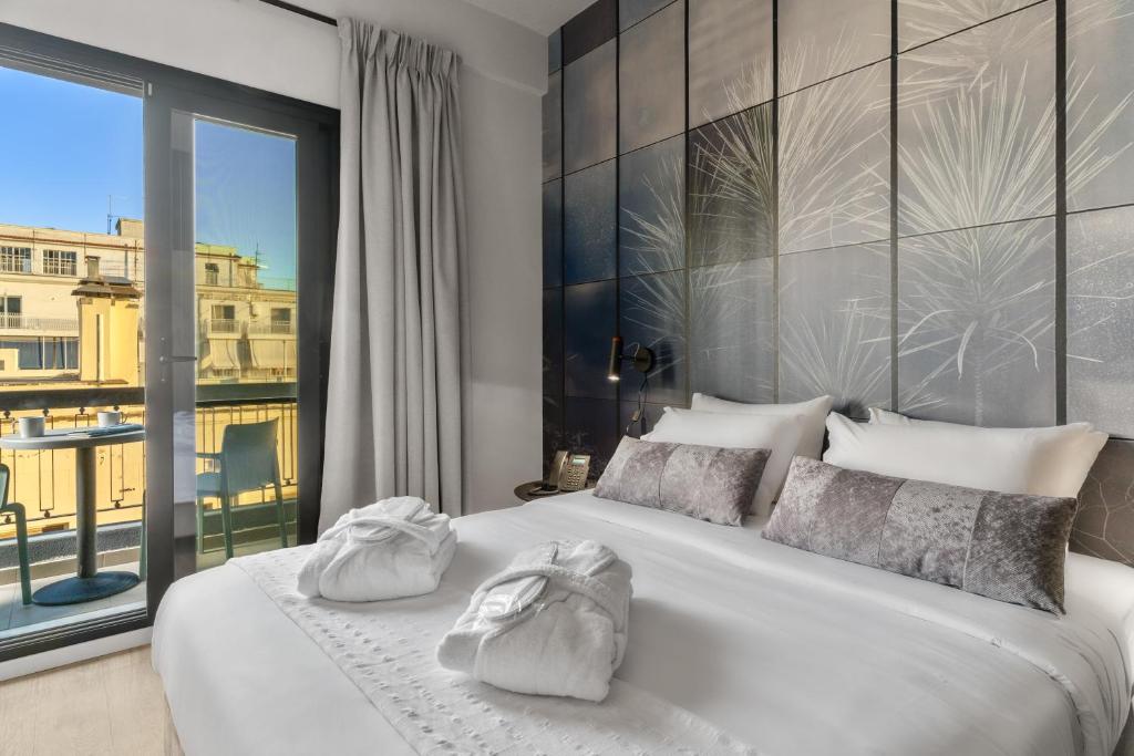 4* Azur Volos - Βόλος ✦ 2 Ημέρες (1 Διανυκτέρευση) ✦ 2 άτομα + 1 παιδί έως 2 ετών ✦ 18 ✦ έως 31/12/2026 ✦ Εκπληκτική τοποθεσία!