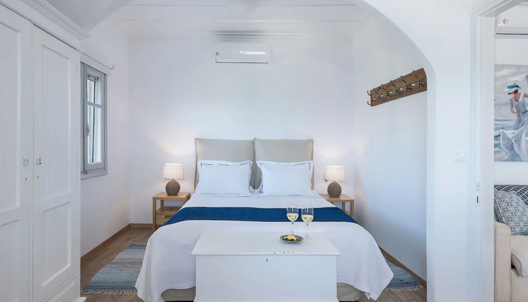 4* Bellevalia