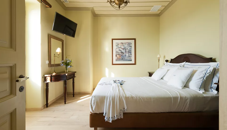 4* Bellevalia