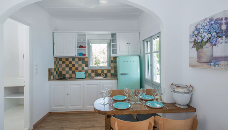 4* Bellevalia