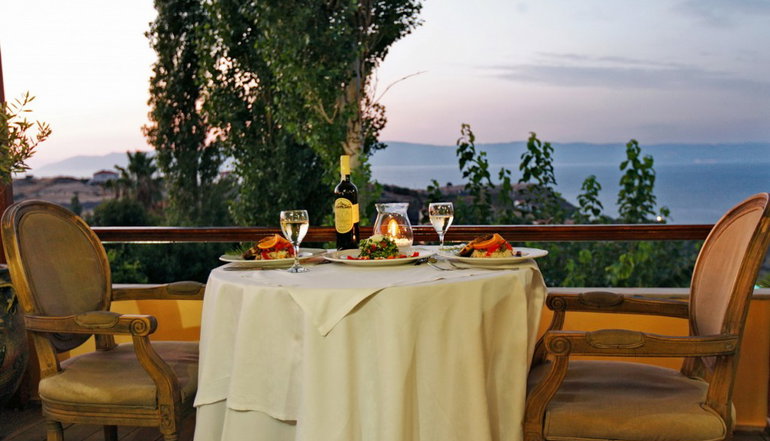 4* Belvedere Aeolis Hotel