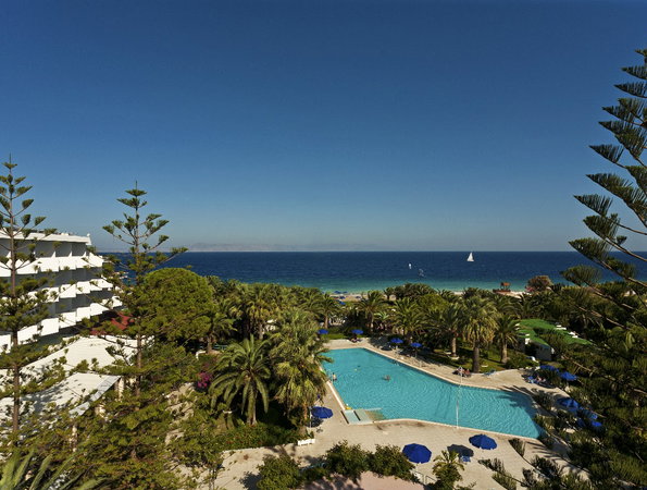4* Blue Horizon Hotel