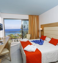 4* Blue Horizon Hotel