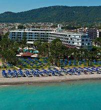 4* Blue Horizon Hotel
