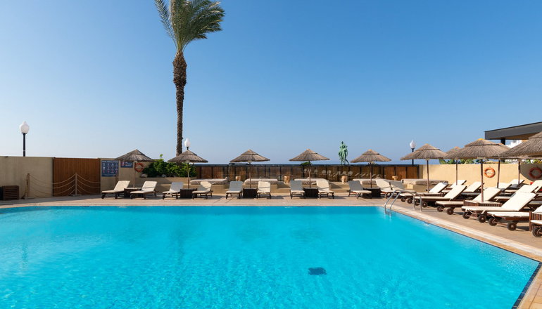 4* Blue Sky City Beach Hotel